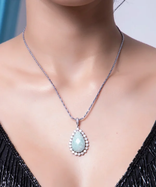 Green stone American diamond pendent - Image 4
